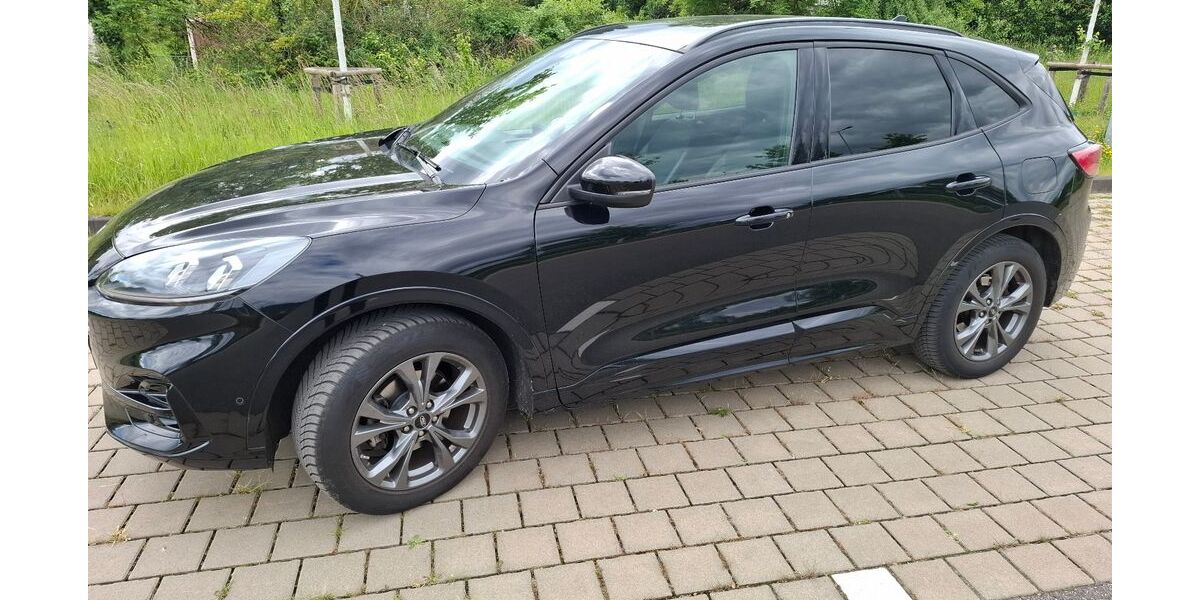 Ford Kuga 74.000 km 18.840 &euro; Konz 54329