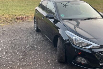 Hyundai i20 72.000 km 10.500 &euro; Antrifttal Ruhlkirchen 36326