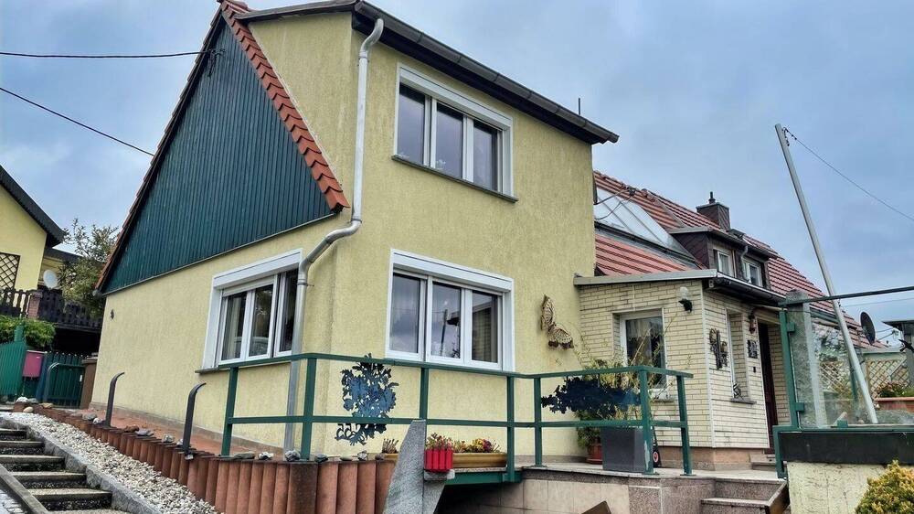 Doppelhaushälfte Sebnitz Siedlung - 4 Zimmer, 127 m&sup2;, 149.000&euro; | Angebot:26334810
