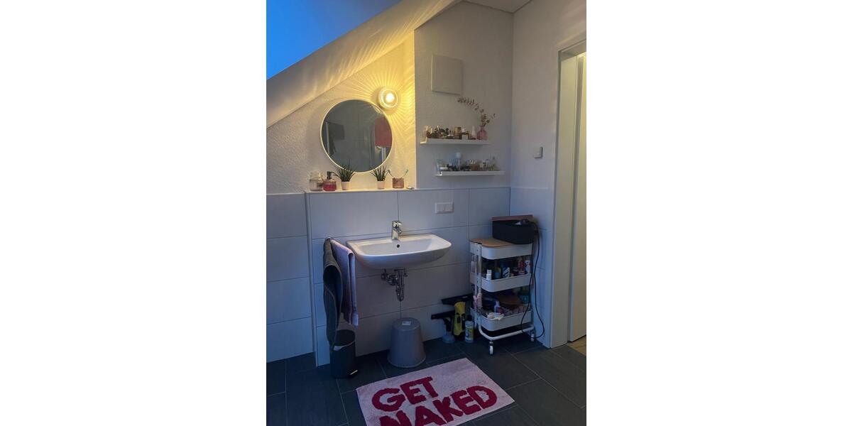 Dachgeschoßwohnung Recklinghausen Berghausen - 2.5 Zimmer, 65 m&sup2;, 688&euro; | Angebot:24859121