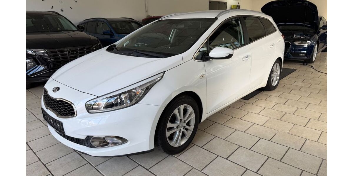 Kia ceed / Ceed 195.000 km 6.850 &euro; Detmold 32756