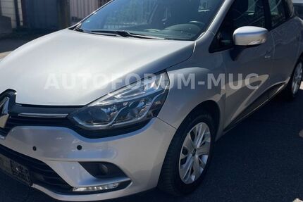 Renault Clio 135.844 km 7.900 &euro; Karlsfeld 85757