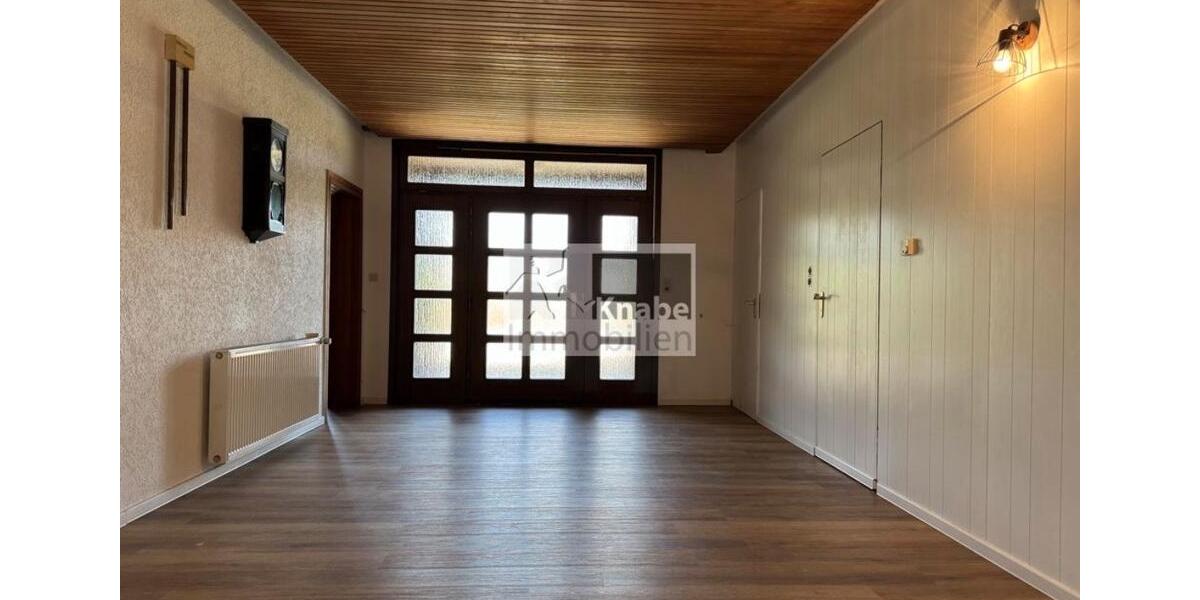 Einfamilienhaus Rödinghausen - 8 Zimmer, 241 m&sup2;, 495.000&euro; | Angebot:27096787