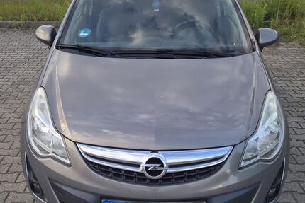 Opel Corsa 116.950 km 3.800 &euro; Frankenberg 09669