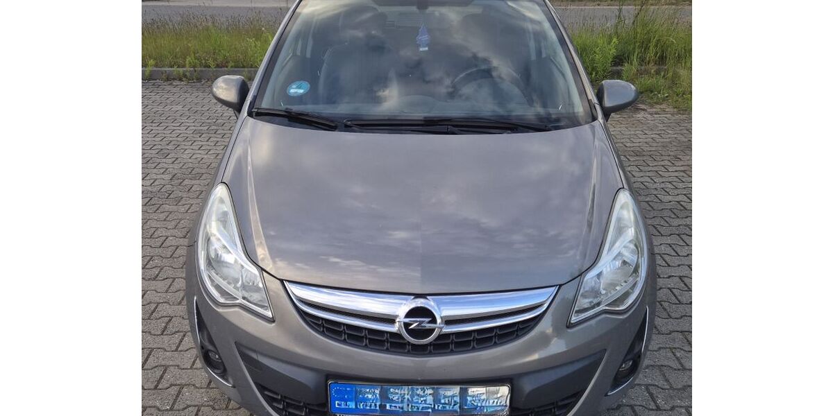 Opel Corsa 116.950 km 3.800 &euro; Frankenberg 09669