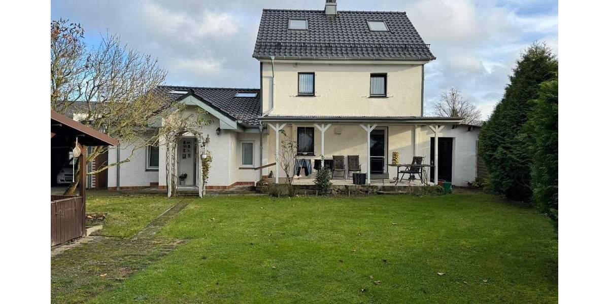Saniertes Einfamilienhaus mit Einliegerwohnung in zentraler Ortslage von Bad Honnef-Aegidienberg 6 zimmer