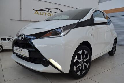Toyota Aygo (X) 53.000 km 7.900 € Ottobrunn / Riemerling 85521
