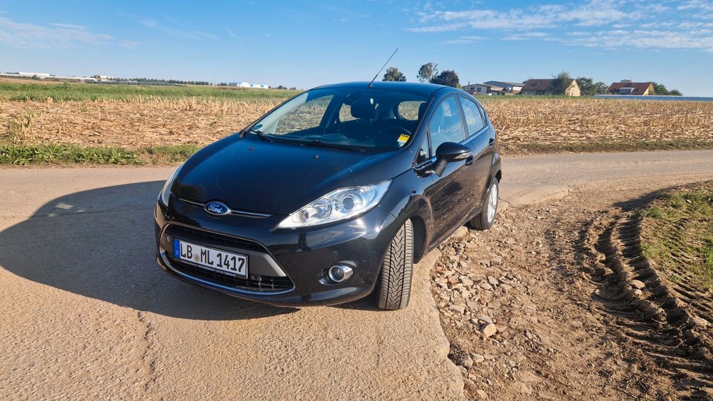 Ford Fiesta 97.000 km 6.200 &euro; Ludwigsburg 71636
