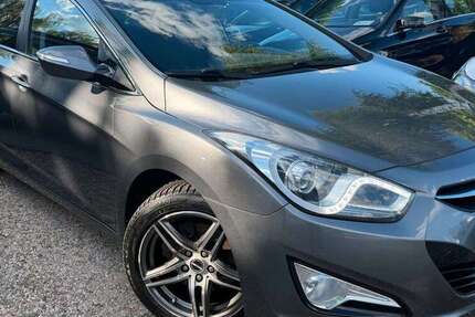 Hyundai i40 127.285 km 7.990 &euro; Berlin 13089
