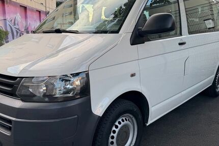VW T5 Transporter 212.000 km 8.500 &euro; Oberursel 61440