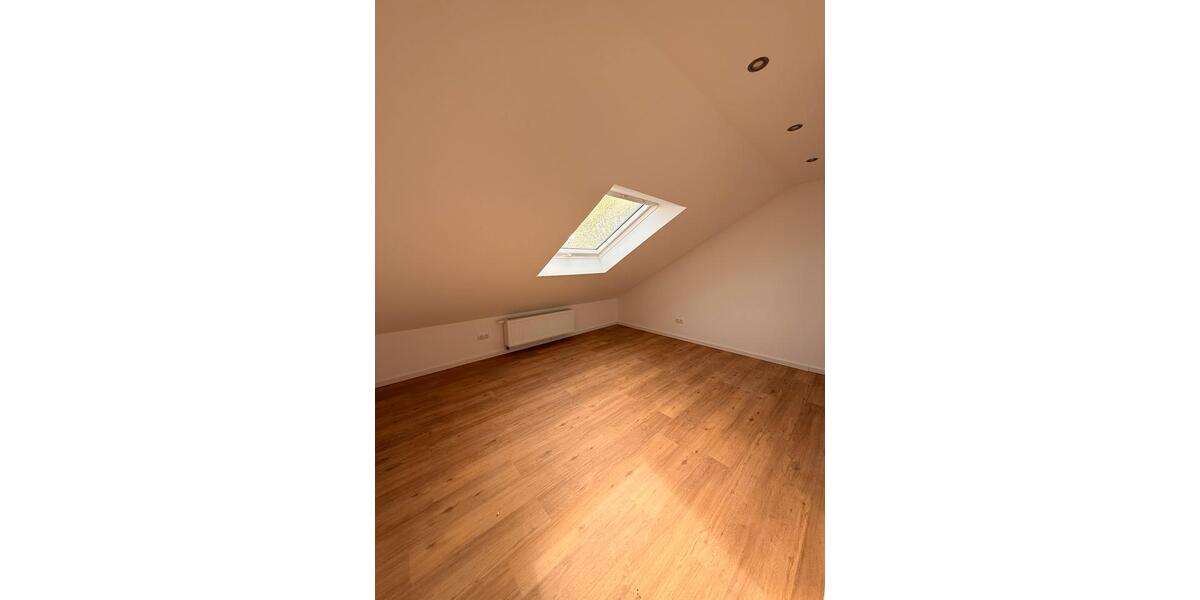 Maisonettenwohnung Nettetal - 3 Zimmer, 101 m&sup2;, 1.480&euro; | Angebot:26066383