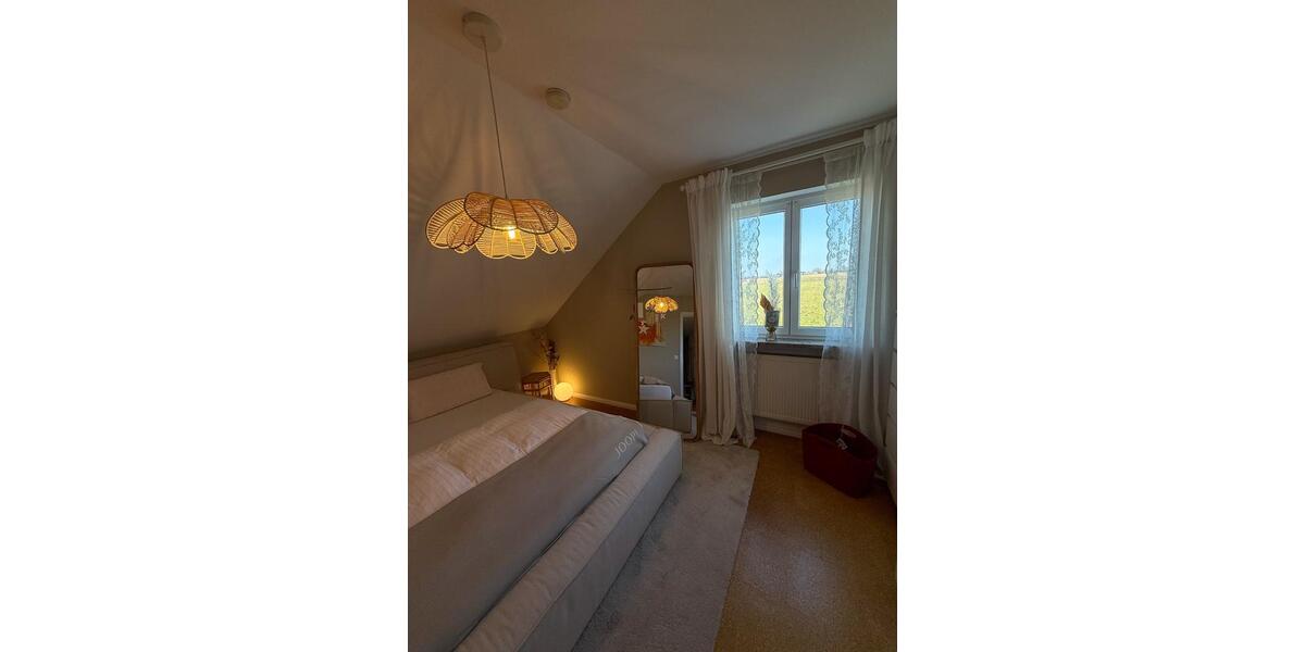 Dachgeschoßwohnung Erding - 3 Zimmer, 68 m&sup2;, 1.400&euro; | Angebot:24829077