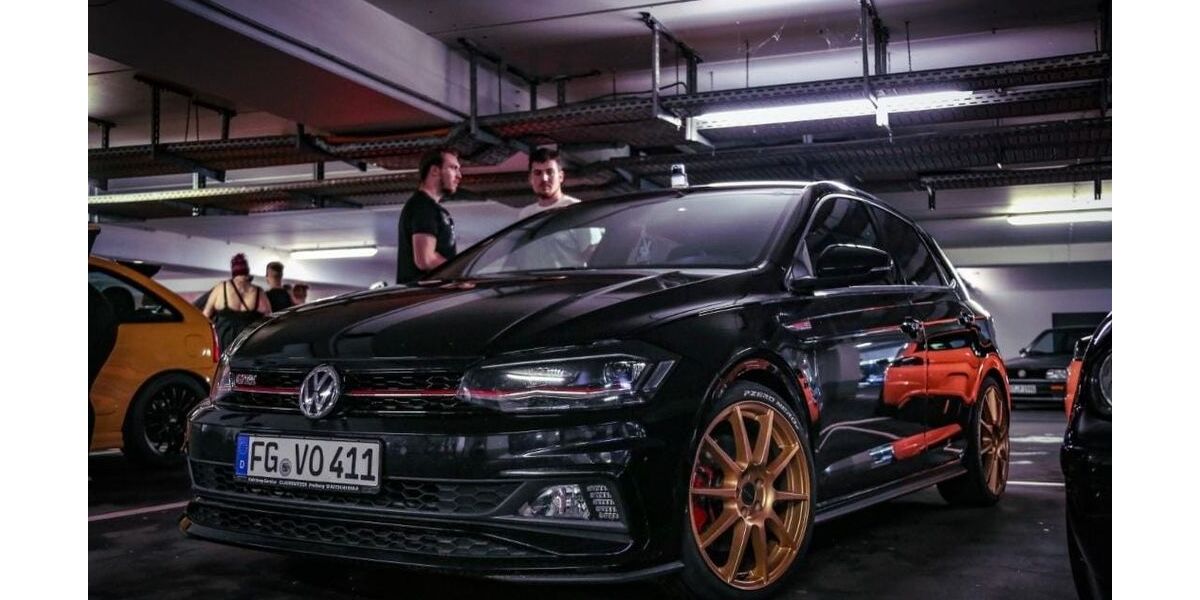 VW Polo 98.000 km 16.000 &euro; Freiberg 09599