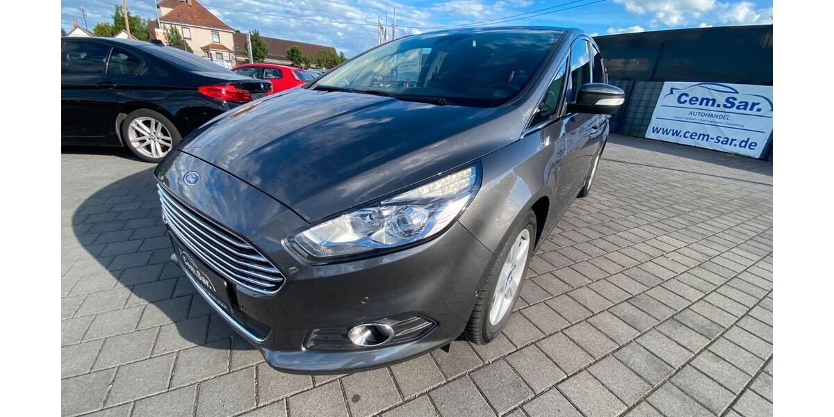 Ford S-Max 162.420 km 11.950 &euro; Ofterdingen 72131