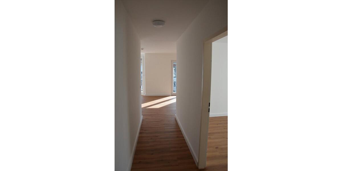 Etagenwohnung Bad Lippspringe - 3 Zimmer, 81 m&sup2;, 170.000&euro; | Angebot:26329413