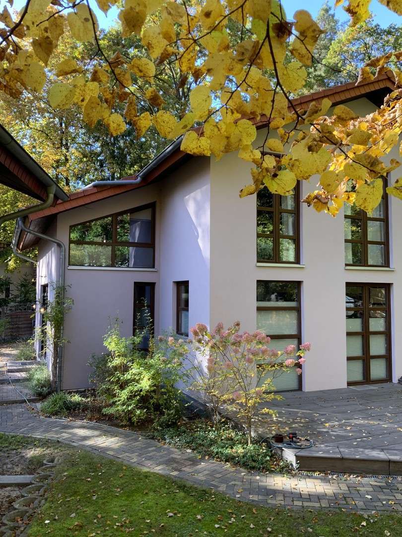 Haus zum Kaufen in GlienickeNordbahn 970.000 € 296 m² 5 zimmer