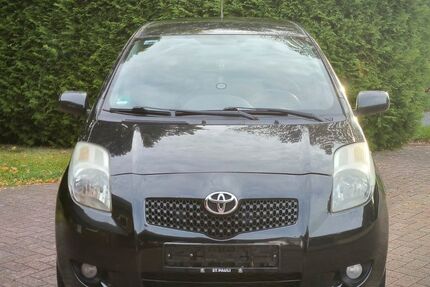 Toyota Yaris 143.000 km 3.499 &euro; wiemersdorf 24649