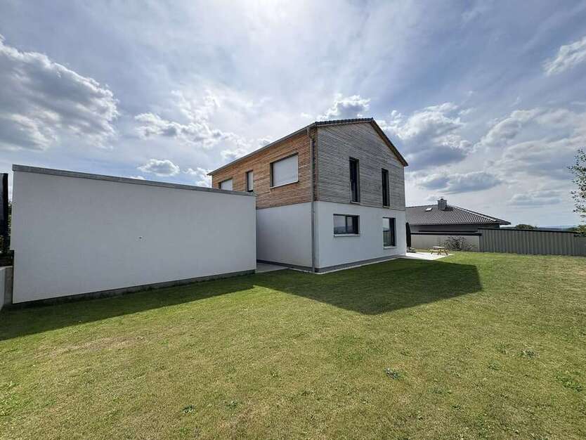 Haus zum Kaufen in Tirschenreuth 399.000 € 163 m²