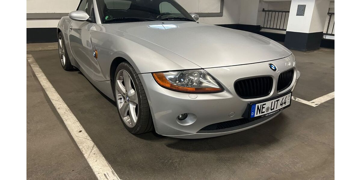 BMW Z4 137.300 km 12.850 &euro; Lennestadt 57368