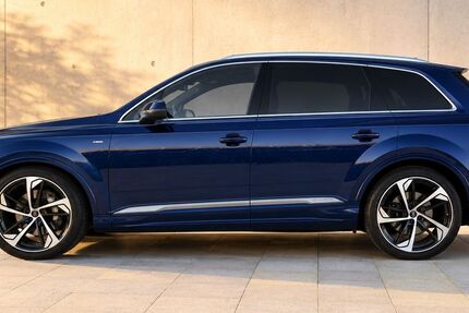 Audi Q7 71.000 km 47.300 &euro; Ingolstadt 85055
