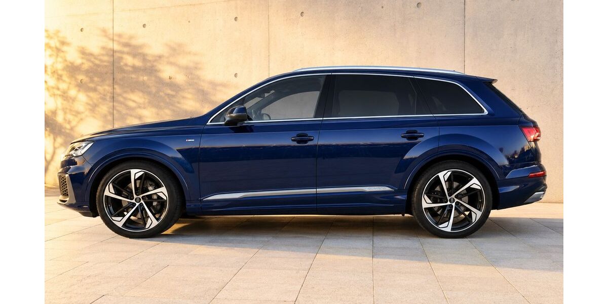 Audi Q7 71.000 km 47.300 &euro; Ingolstadt 85055