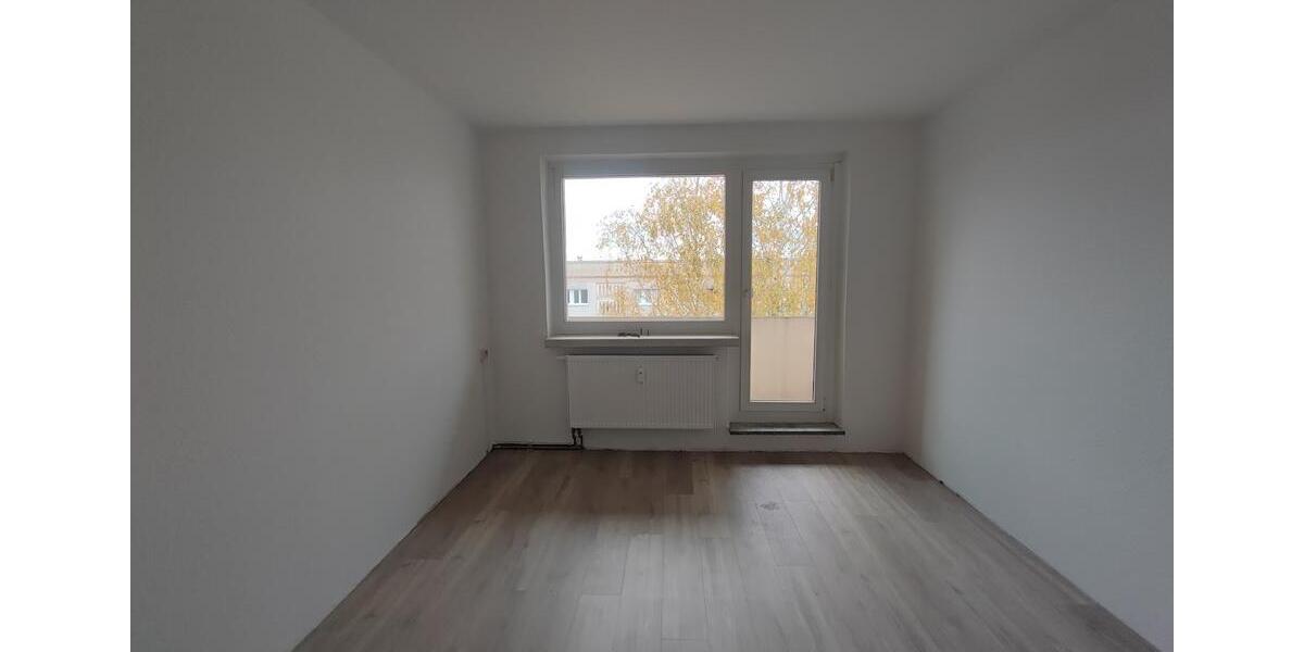 Etagenwohnung Sangerhausen - 4 Zimmer, 76 m&sup2;, 435&euro; | Angebot:26662541
