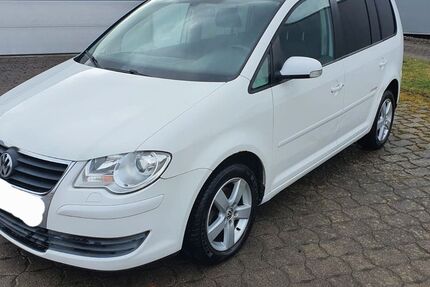 VW Touran 229.000 km 3.000 &euro; Barntrup 32683