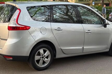 Renault Scenic 247.000 km 3.700 &euro; Lahr 77933