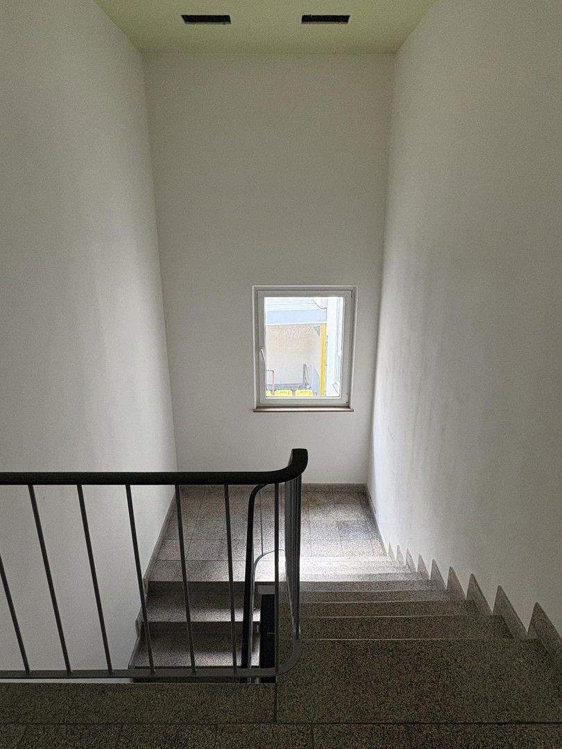 Provisionsfrei v. Eigentümer! Großzügiges Rückgebäude mit enormem Entwicklungspotenzial zimmer