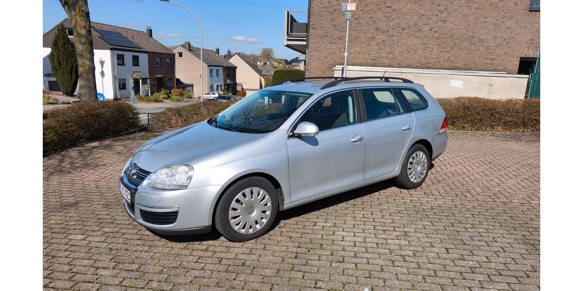 VW Golf 116.000 km 7.200 &euro; Würselen 52146