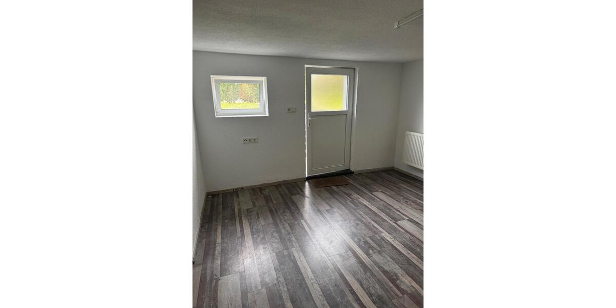 Etagenwohnung Lebach - 2 Zimmer, 55 m&sup2;, 500&euro; | Angebot:26184095