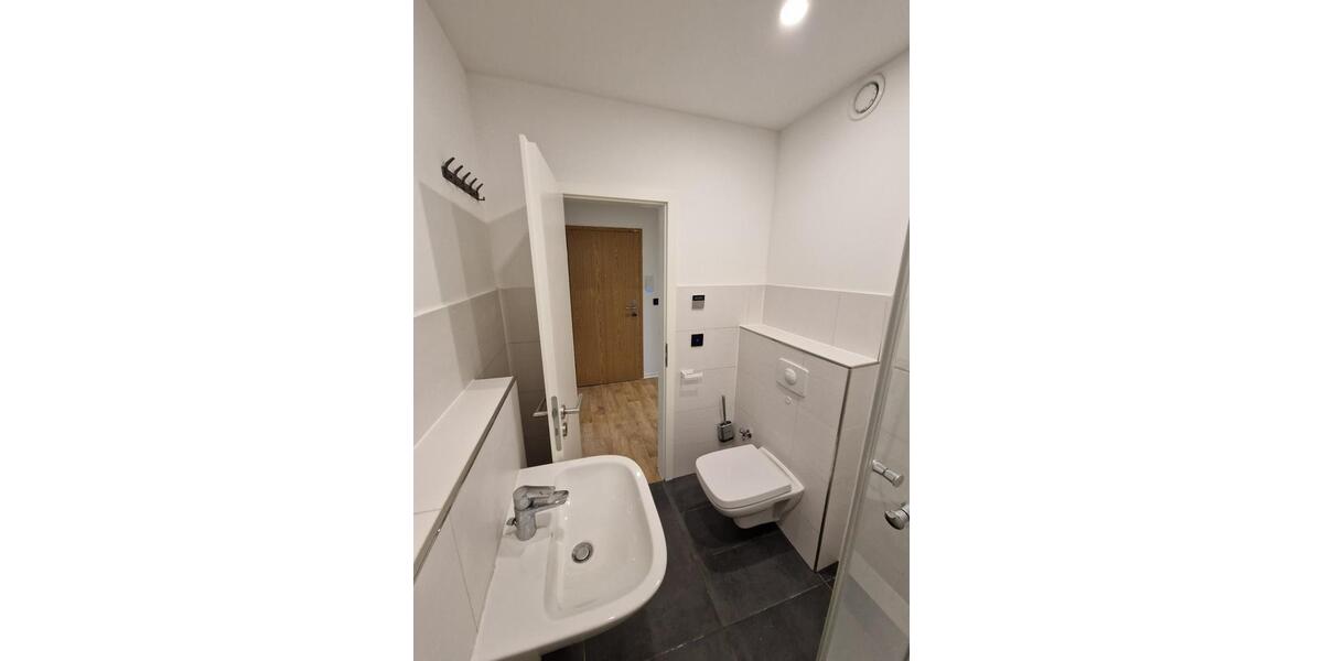 Etagenwohnung Gräfenhainichen - 5 Zimmer, 104 m&sup2;, 807&euro; | Angebot:24688996