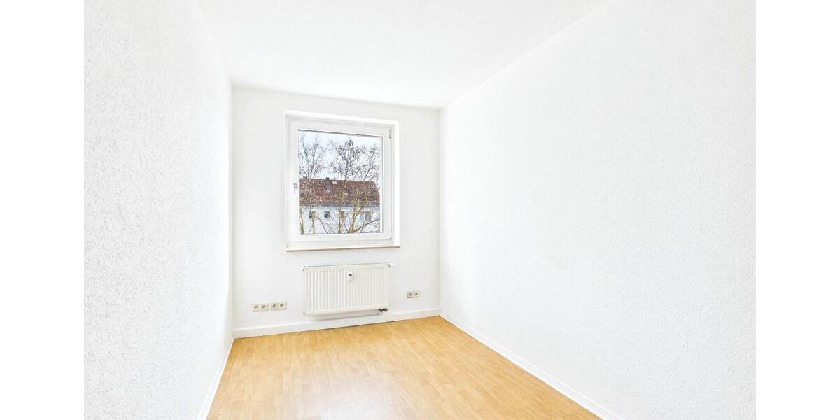 Etagenwohnung Dessau-Roßlau Roßlau - 4 Zimmer, 71 m&sup2;, 505&euro; | Angebot:24976922