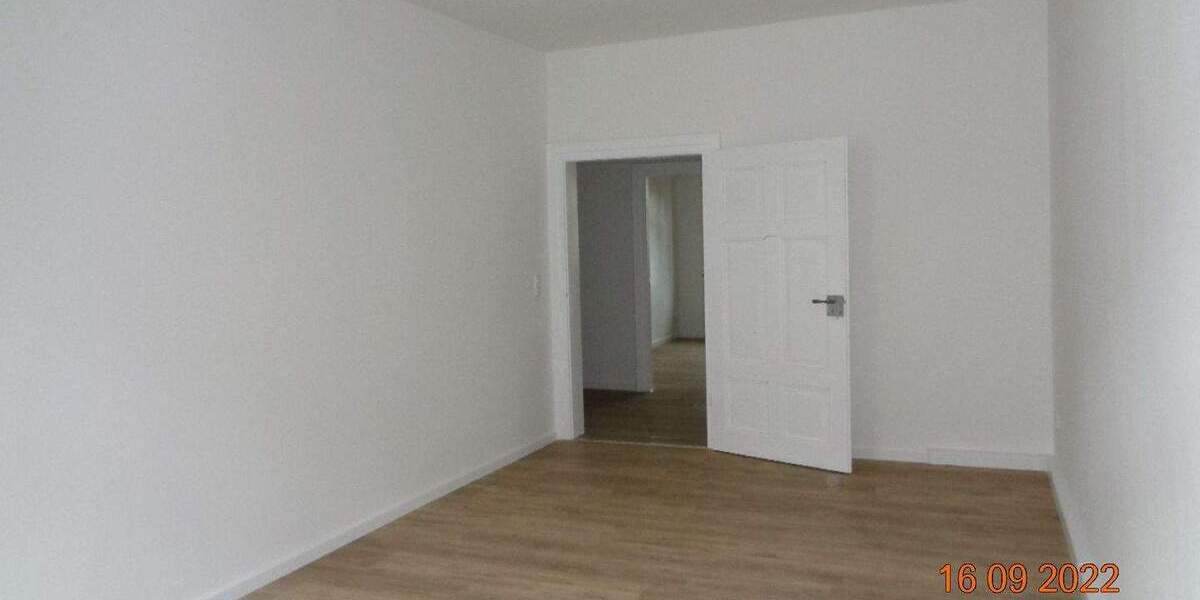 Etagenwohnung Naumburg (Saale) Naumburg - 3 Zimmer, 105 m&sup2;, 755&euro; | Angebot:26378199