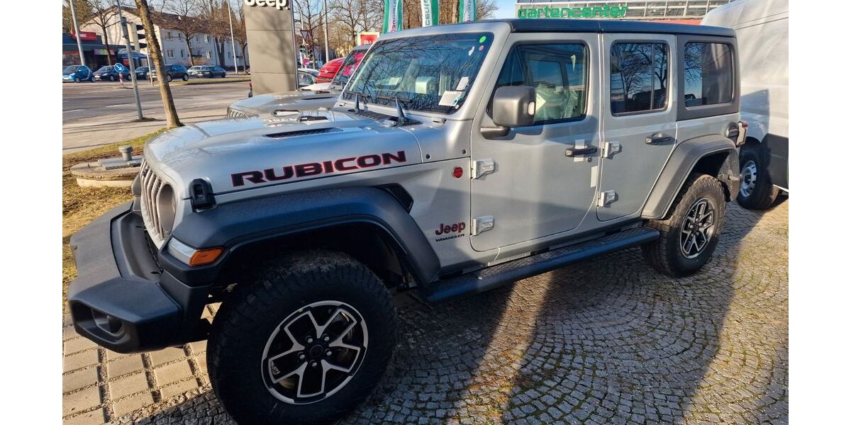 Jeep Wrangler 12 km 59.990 € München 81827