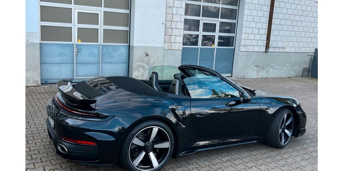 Porsche 992 3.500 km 309.911 &euro; Walluf 65396