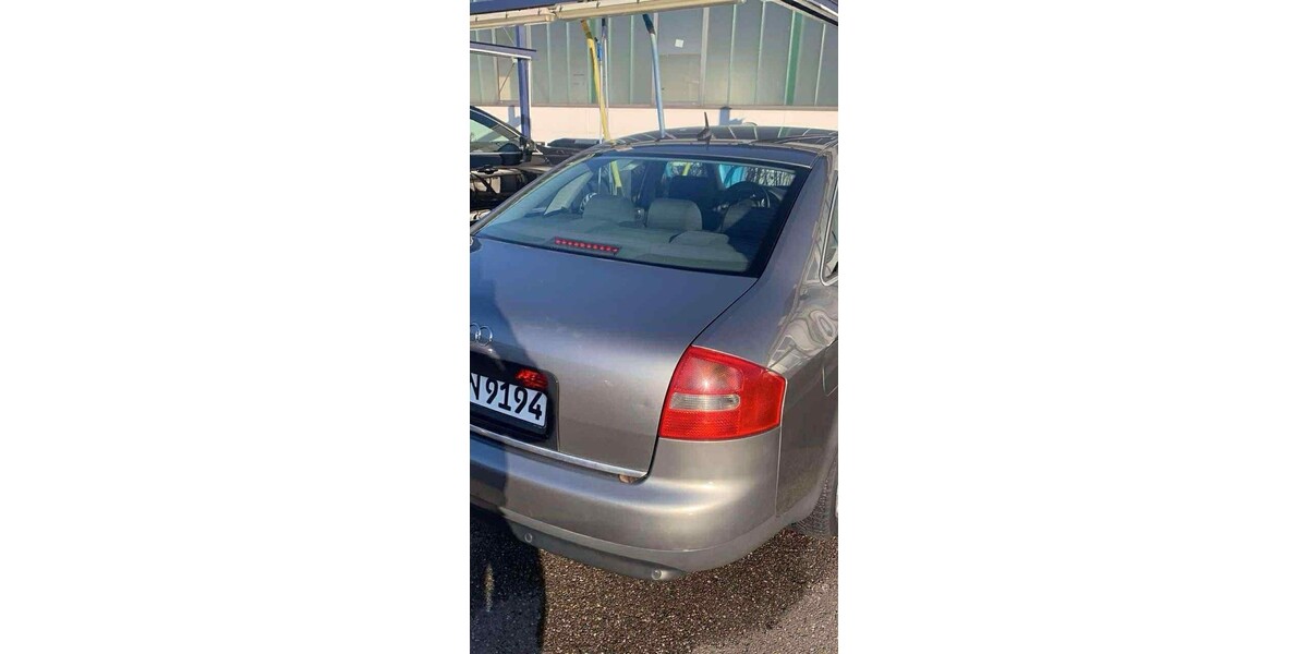 Audi A6 155.000 km 2.799 € München 80313