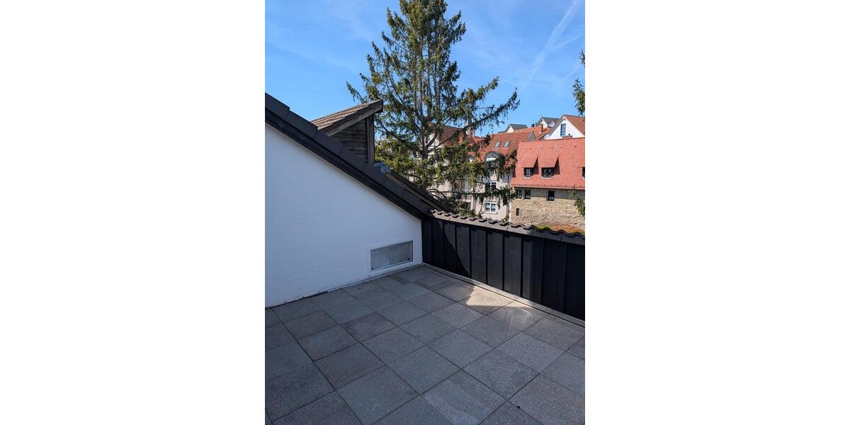 Etagenwohnung Wiesloch - 4 Zimmer, 140 m&sup2;, 1.300&euro; | Angebot:26302566