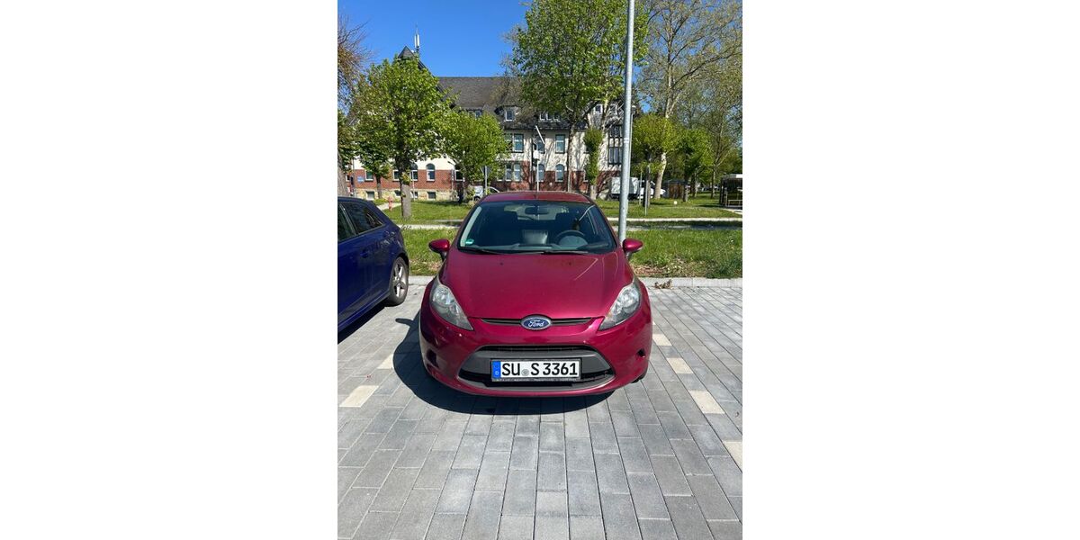 Ford Fiesta 175.000 km 2.400 &euro; Troisdorf 53840