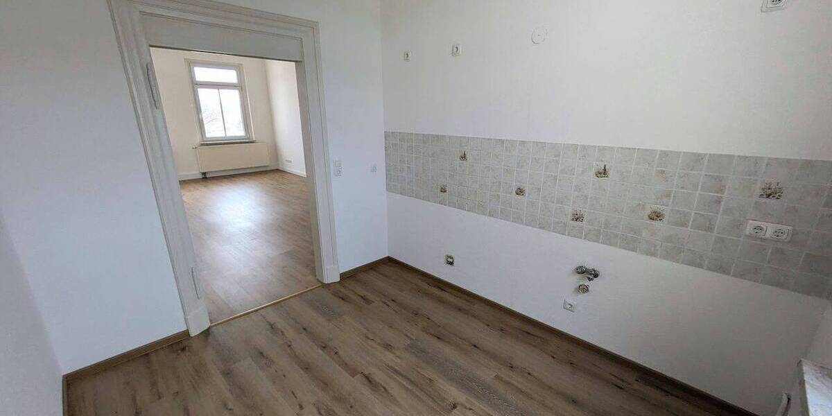 Etagenwohnung Meerane - 3 Zimmer, 85 m&sup2;, 400&euro; | Angebot:26788079