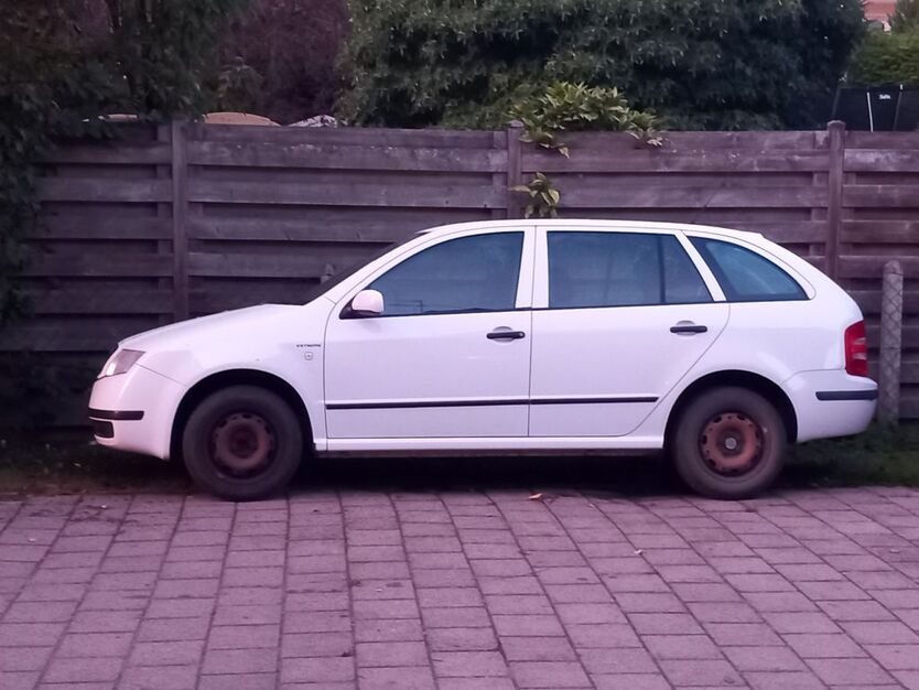 Skoda Fabia 158.000 km 1.200 € Rohrsen 31627