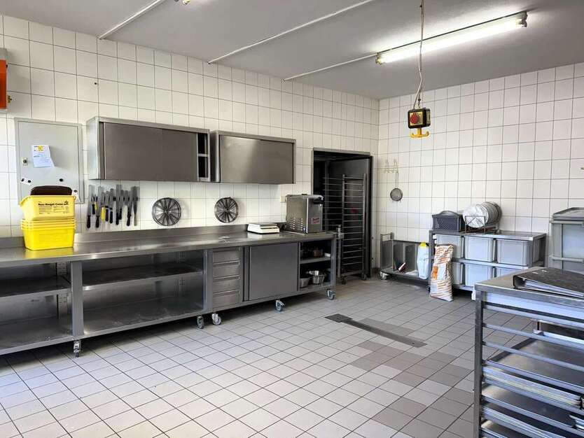 Halle in Riegel 500 € 95 m² zimmer