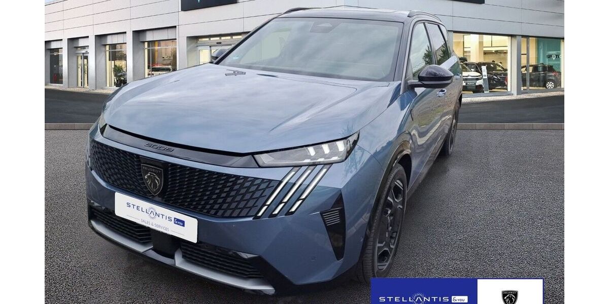 Peugeot 5008 20.860 km 47.980 € Köln 50933