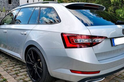 Skoda Superb 128.697 km 21.500 € Jena 07745