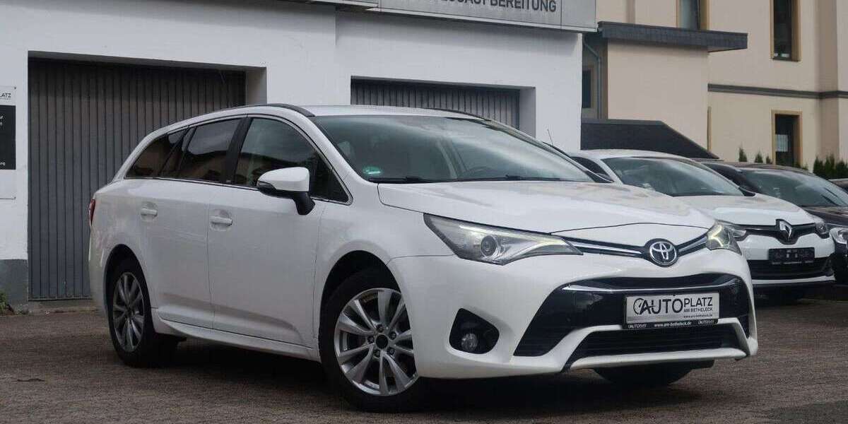 Toyota Avensis 199.941 km 7.650 &euro; Bielefeld 33617
