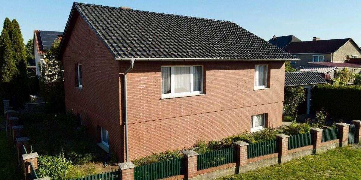 Einfamilienhaus Loitz - 5 Zimmer, 115 m&sup2;, 120.000&euro; | Angebot:25675945