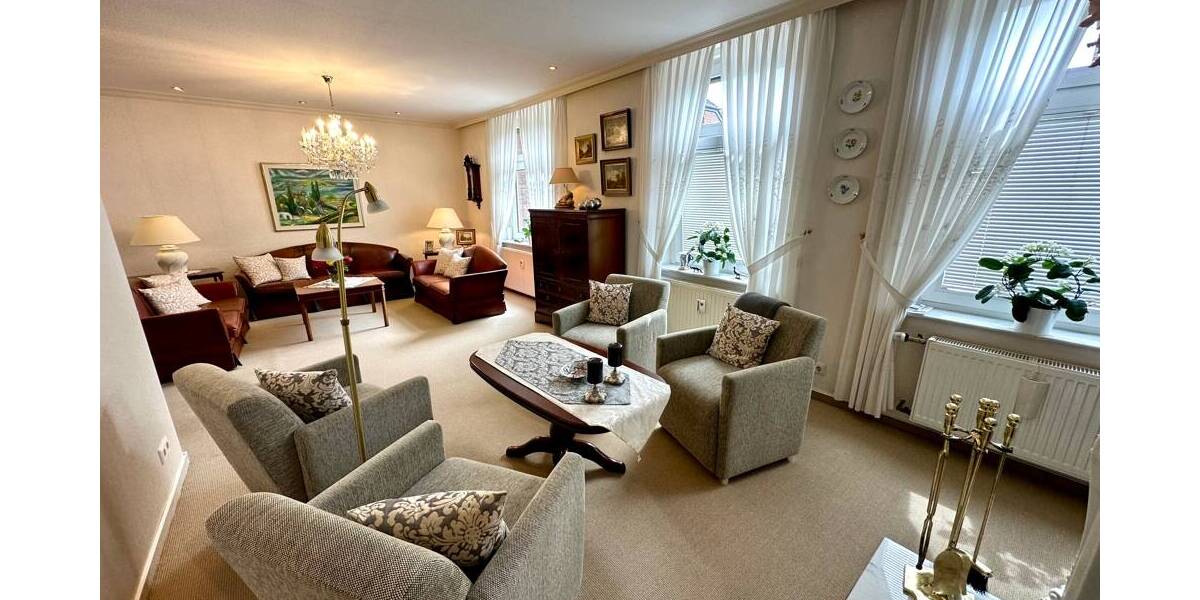 Mehrfamilienhaus, Wohnhaus Duisburg Alt-Hamborn - 6 Zimmer, 204 m&sup2;, 359.000&euro; | Angebot:26260675