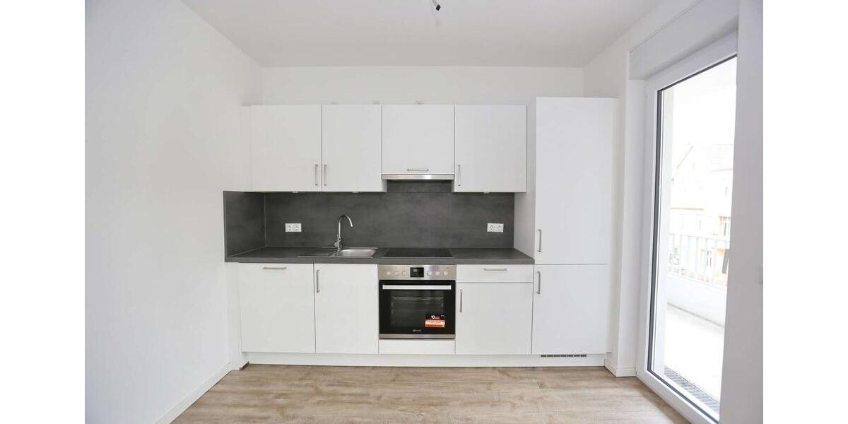 Etagenwohnung Hennigsdorf - 4 Zimmer, 109 m&sup2;, 1.399&euro; | Angebot:26296517