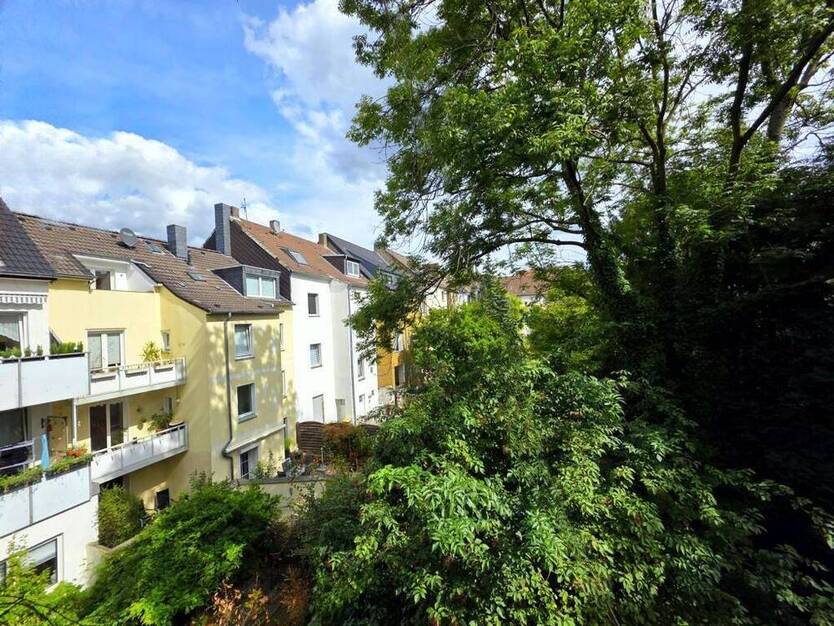 Frohnhausen: Schöne, ruhige 2,5-Zimmer-Wohnung mit EBK sucht neue Mieter