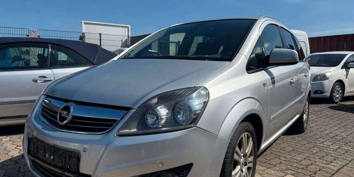 Opel Zafira 158.000 km 2.999 &euro; Hildesheim 31137